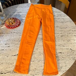 NWOT Live The Process Pocket Compression Leggings (Orange Size XS)